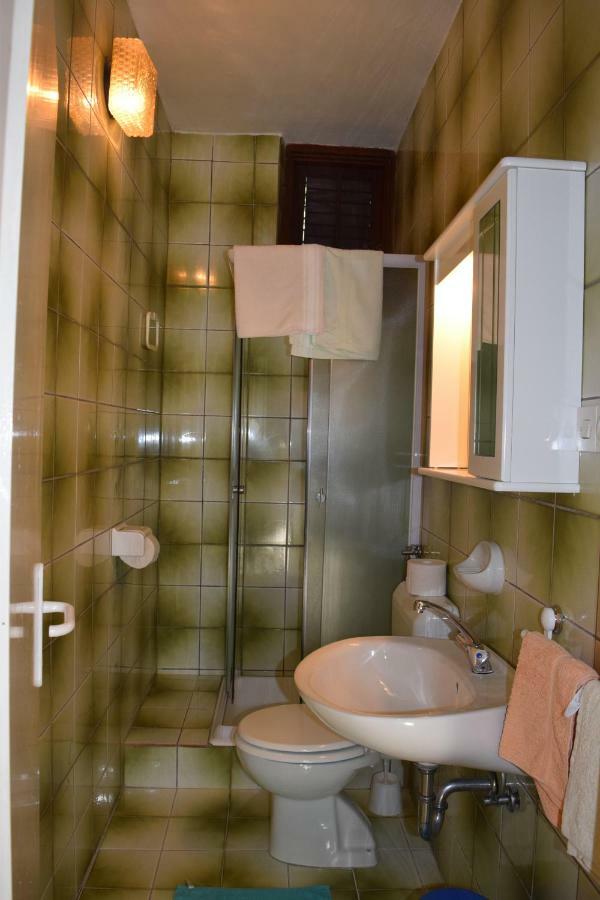 Apartmani Andela I Mladen Debelic Rab Town Exterior photo